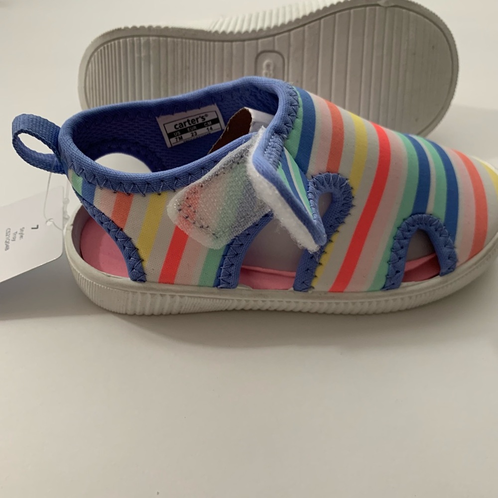 Carter’s girls Water shoes/sandal size 6 or 7 multi color - Picture 6 of 15